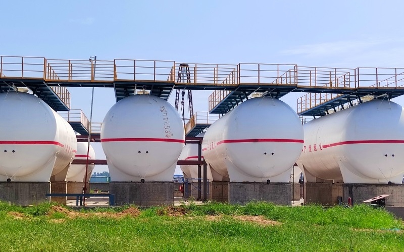 液氨儲(chǔ)罐發(fā)生泄漏應(yīng)急救援措施